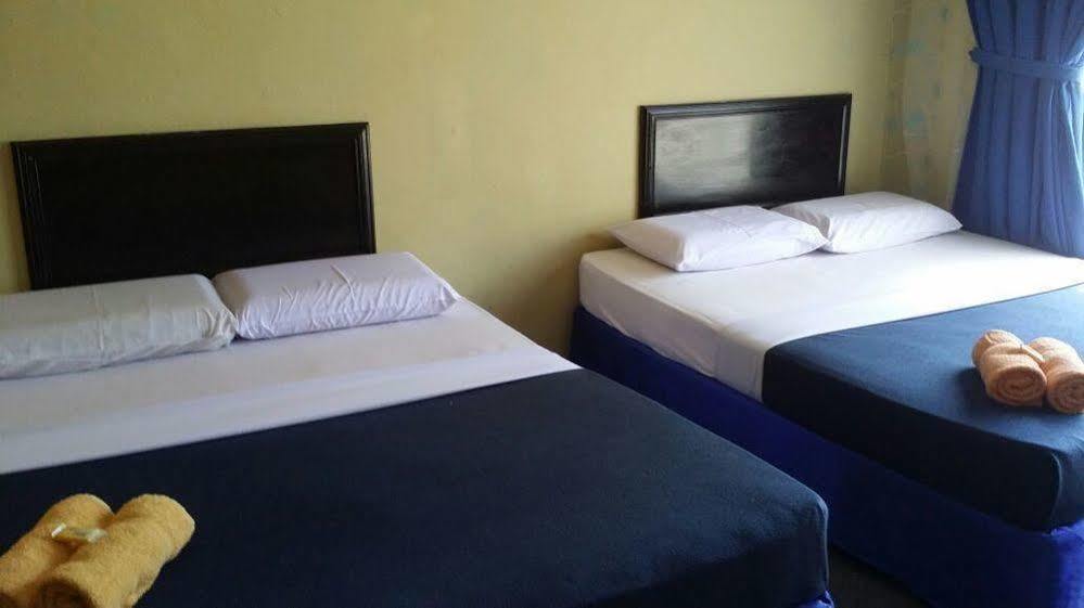Hji Residensi Hotell Kuah Exteriör bild