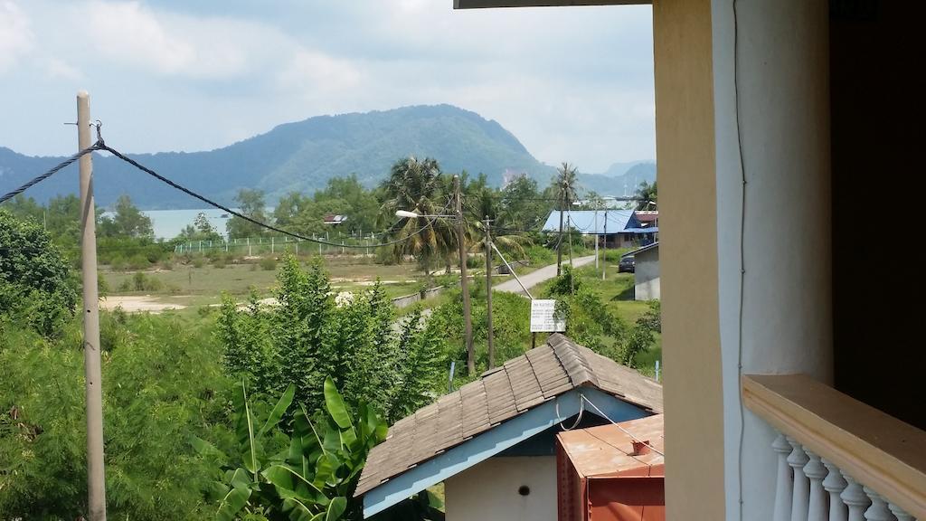 Hji Residensi Hotell Kuah Exteriör bild